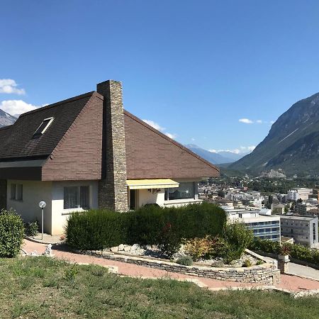 Les Murets Bed and Breakfast Sierre Exterior foto